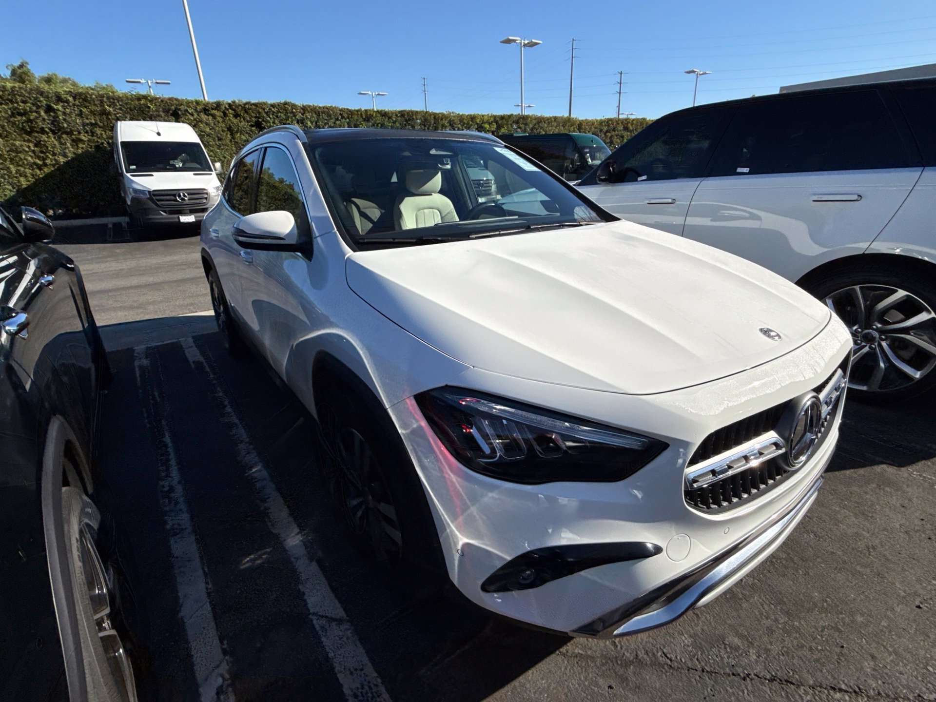 Used 2024  Mercedes-Benz GLA 250 image 3