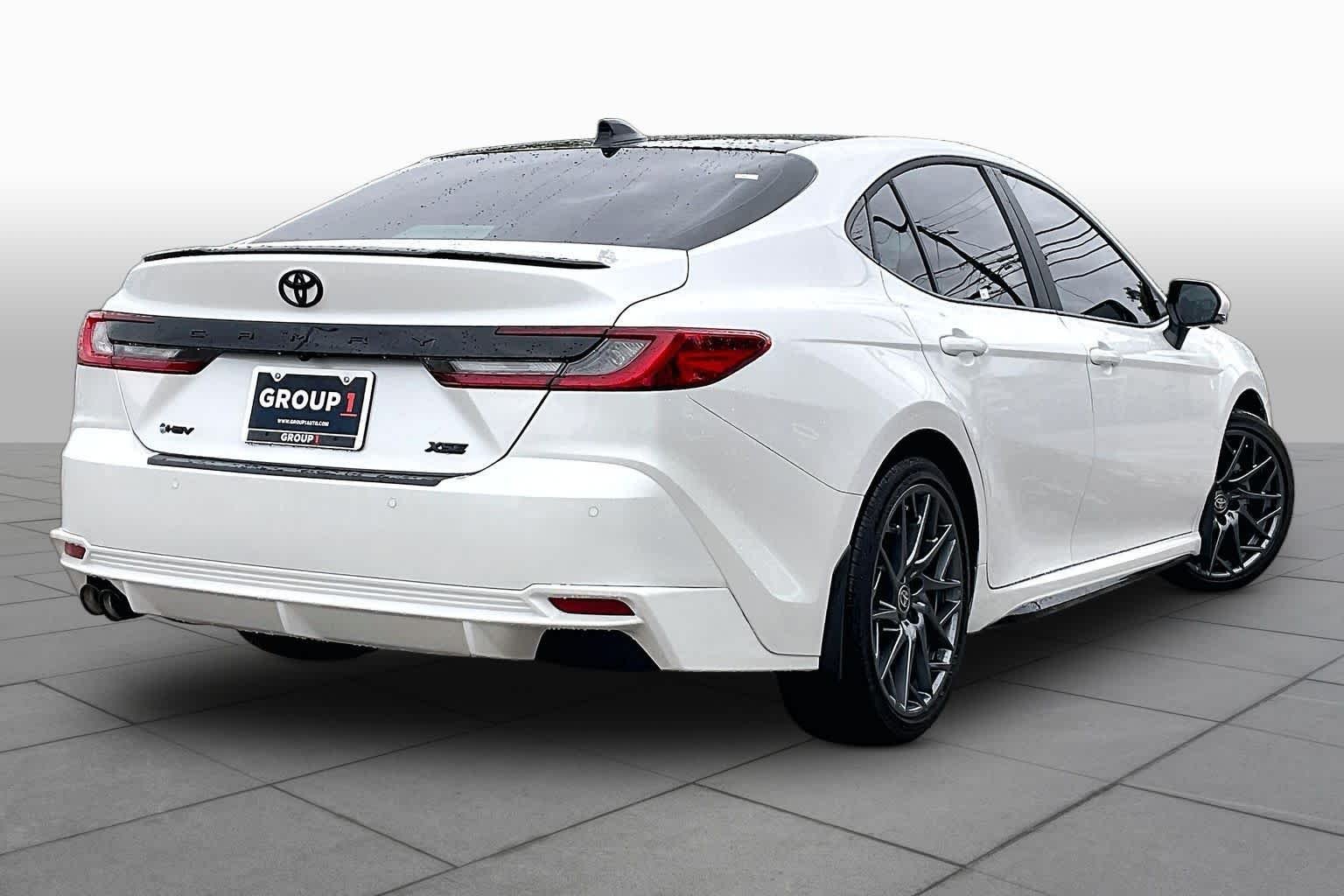 Used 2026 Wind Chill Pearl Toyota XSE image 13