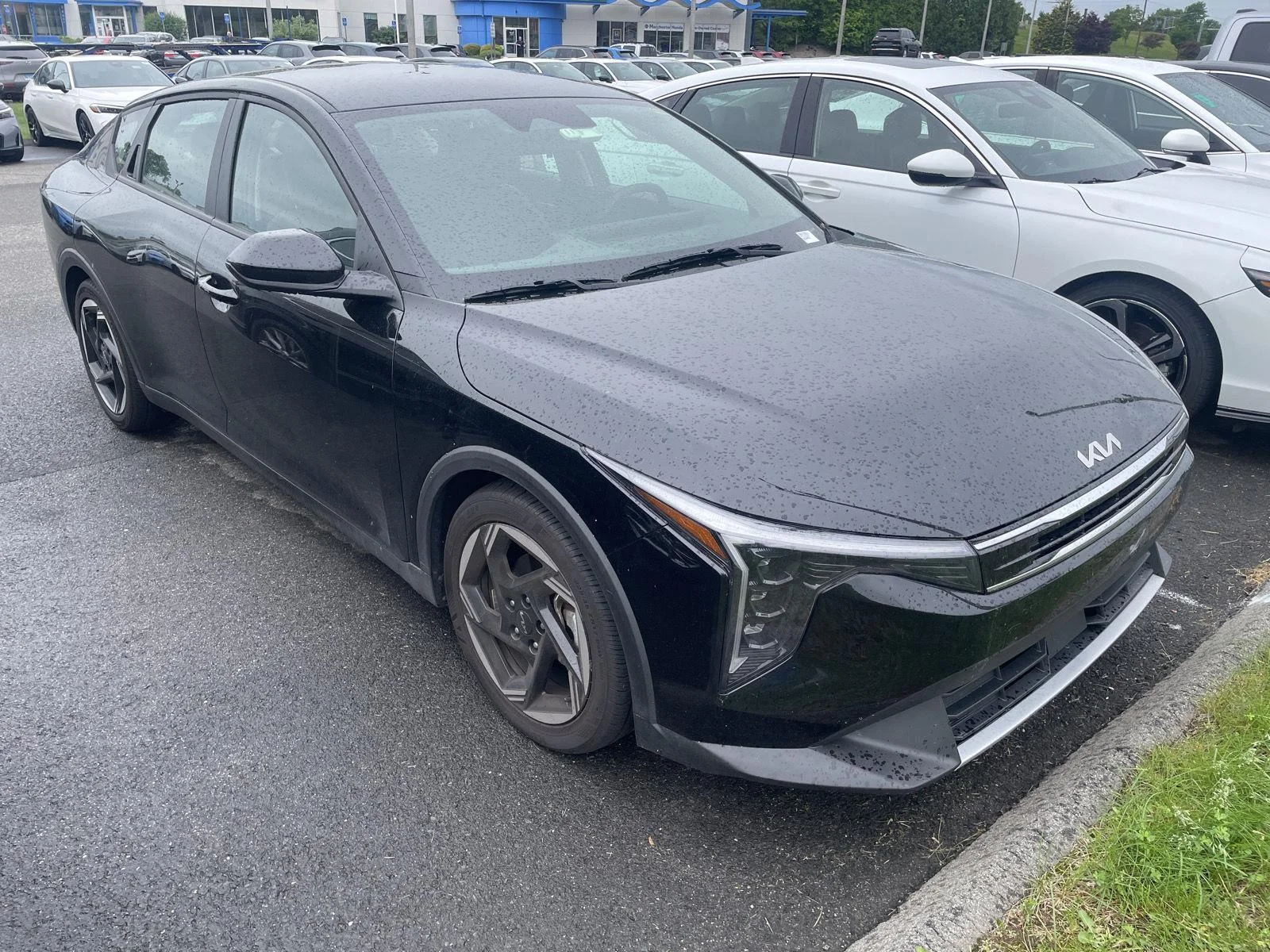 2025 Kia K4 EX AT's photo