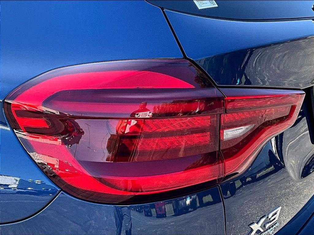 Used 2021 Blue BMW xDrive30i image 35