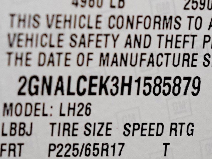 Used 2017 Silver Ice Metallic Chevrolet LT image 28