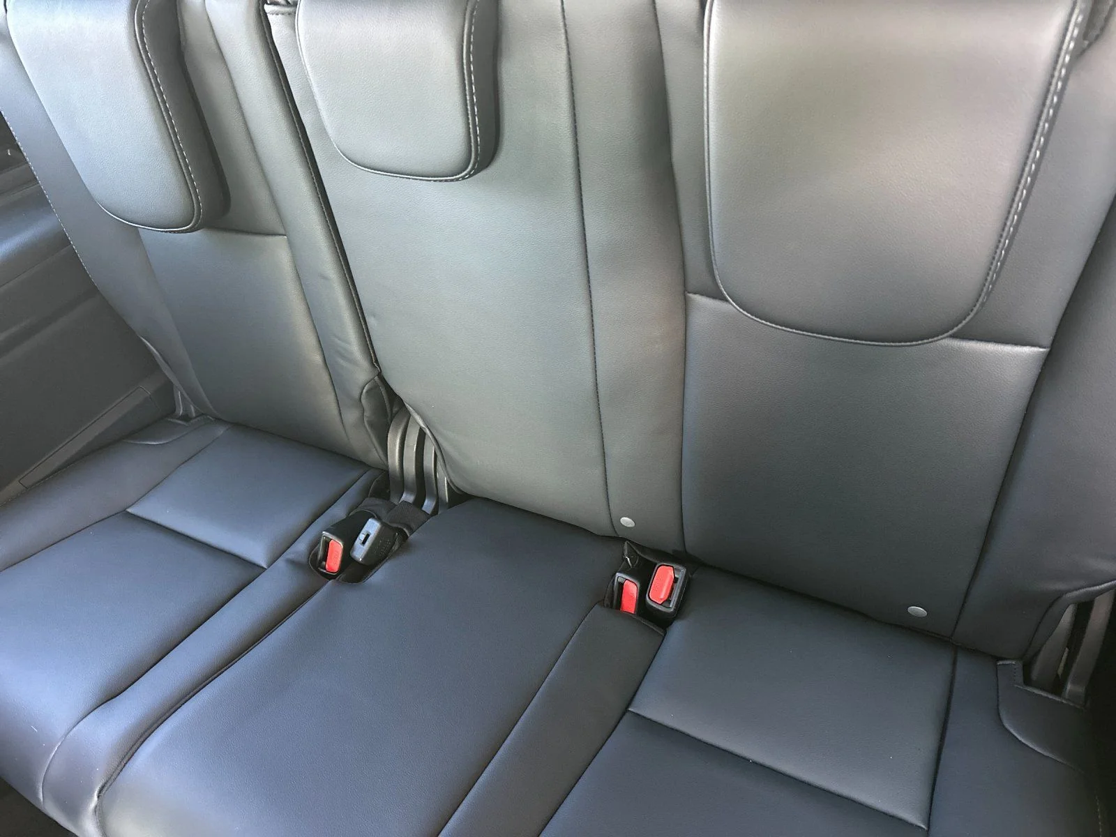 New 2026 SAPPHIRE BLUE PEARL Subaru Premium 7-Passenger image 18