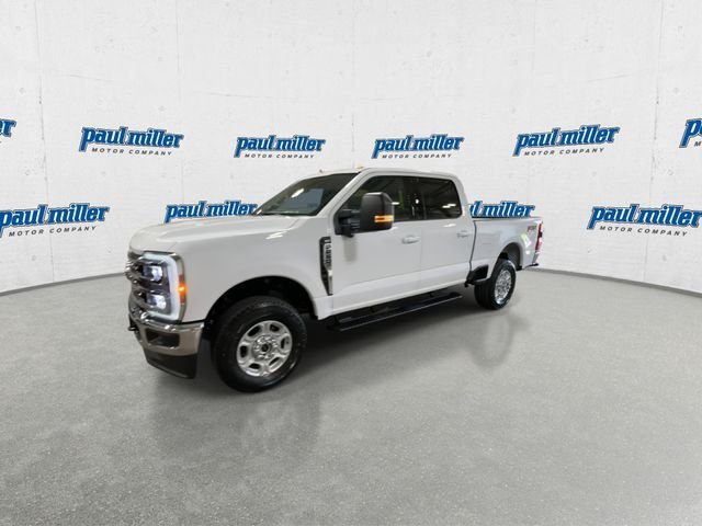 New 2026 Oxford White Ford F-250® XLT image 5