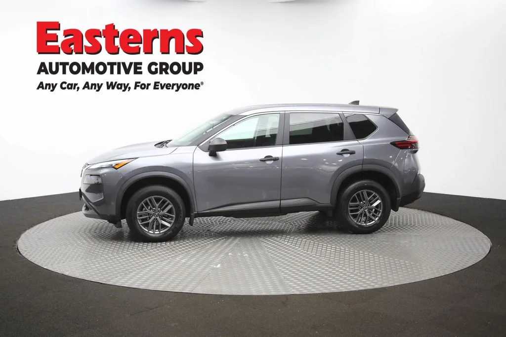 Used 2023 Gray Nissan S image 59