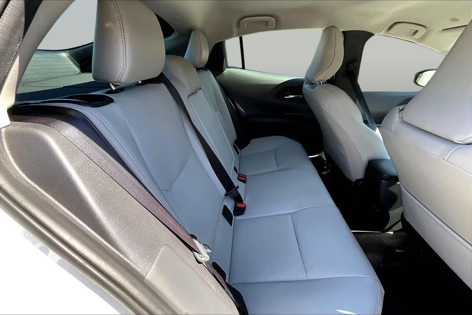 Used 2025 Wind Chill Pearl Toyota XLE image 20