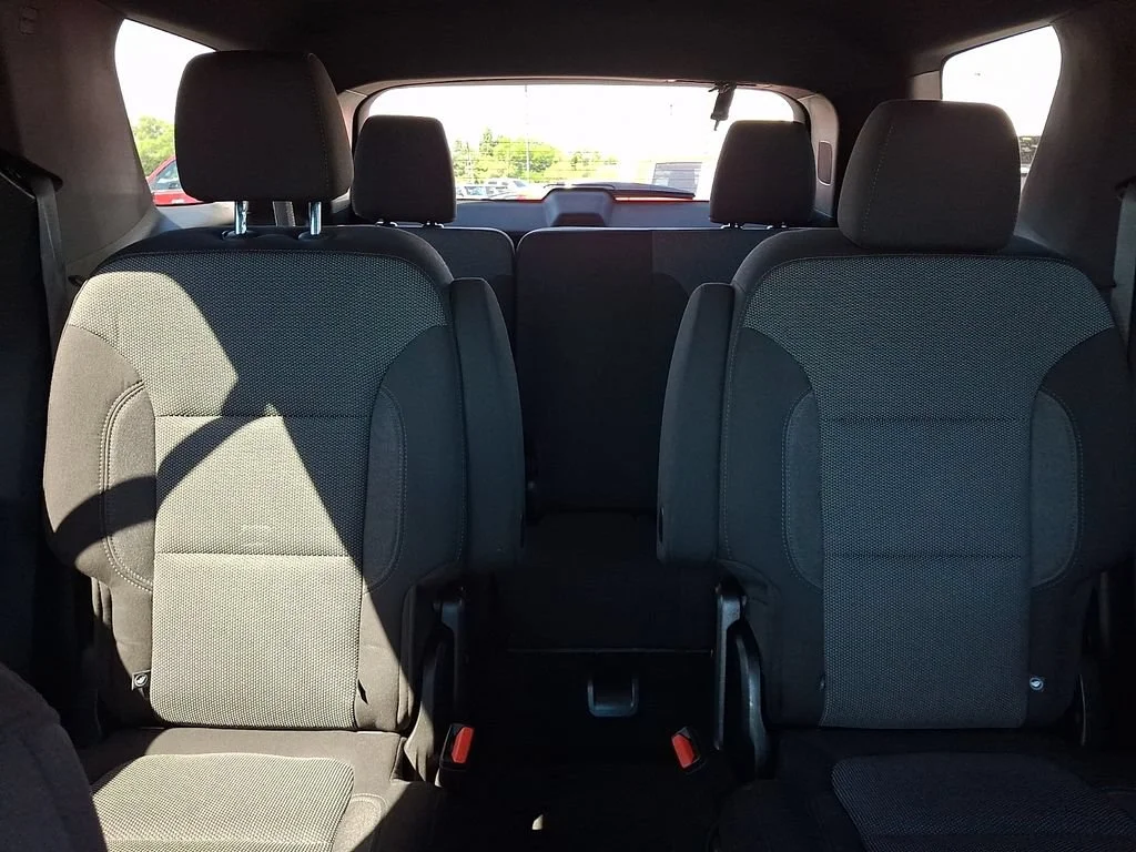 Used 2023 Sterling Gray Metallic Chevrolet LT Cloth image 20