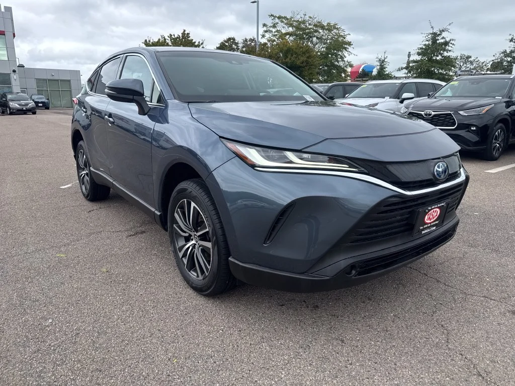 Used 2023 Gray Toyota LE image 11