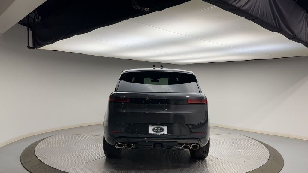 Used 2025 Carpathian Gray Premium Metallic Land Rover Autobiography image 7