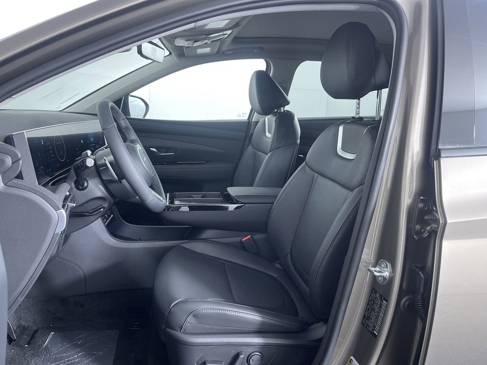 Certified Used 2026 Cashmere Bronze Hyundai Limited image 25