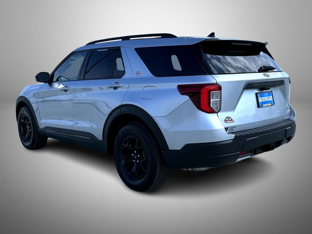 Used 2023 Silver Ford Timberline image 7
