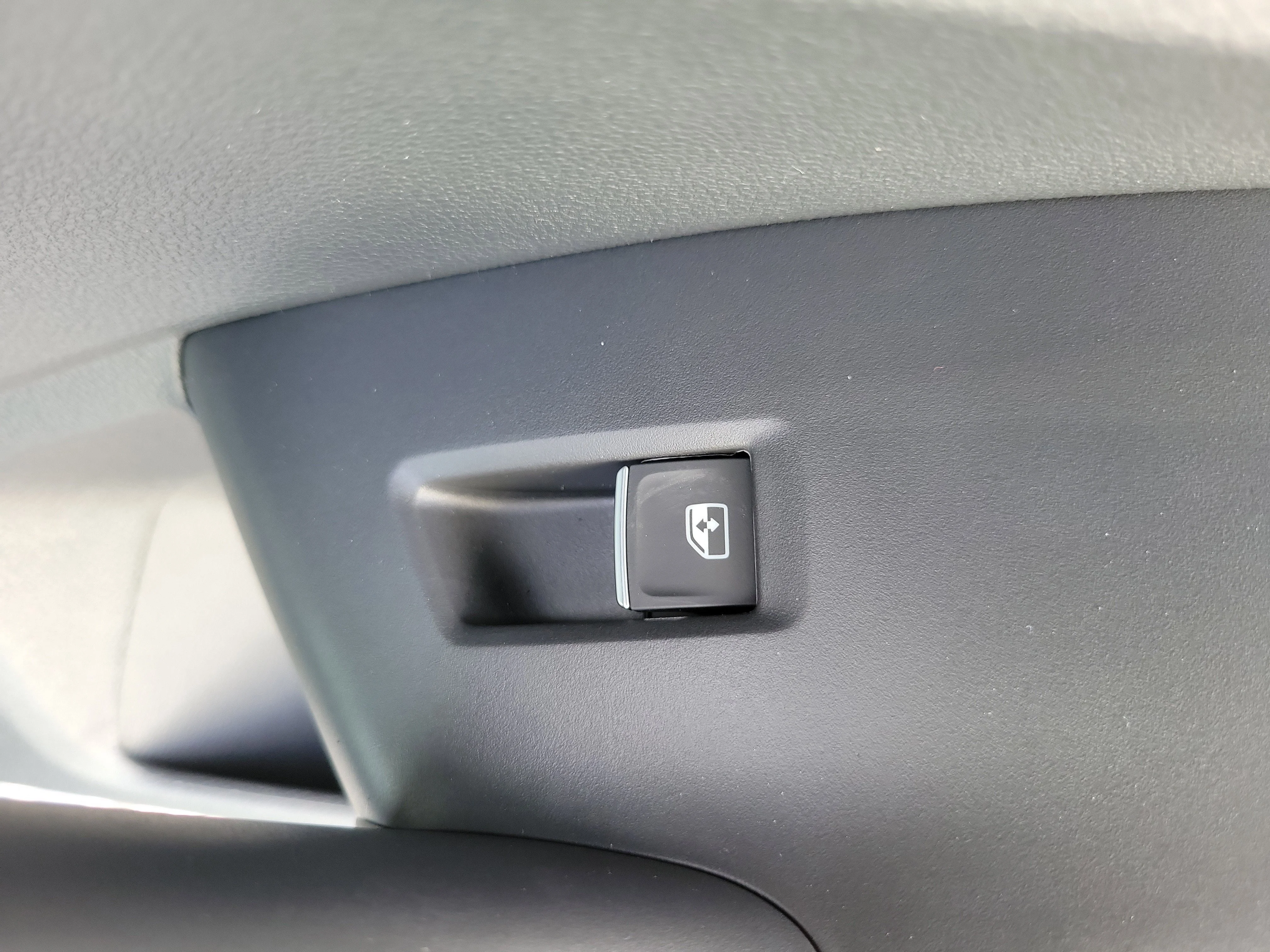 New 2026 Silver Volkswagen 1.5T SE image 12