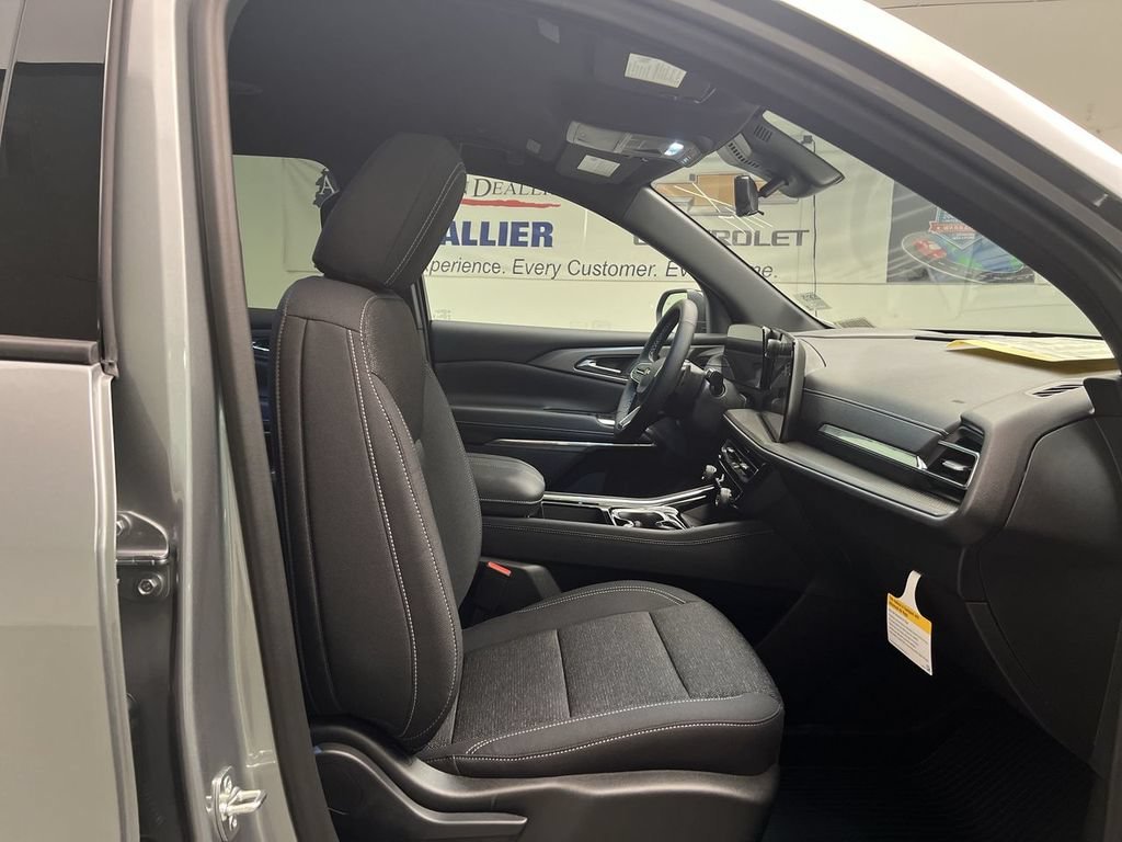 2026 Chevrolet Traverse LT - Photo 25