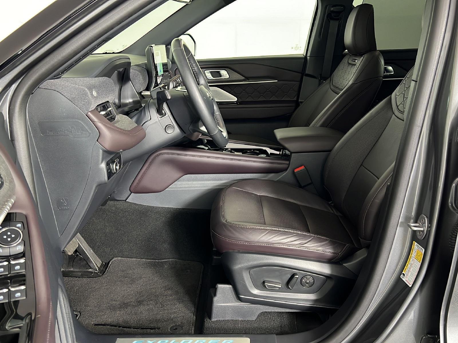 Used 2025 Carbonized Gray Ford Platinum image 2