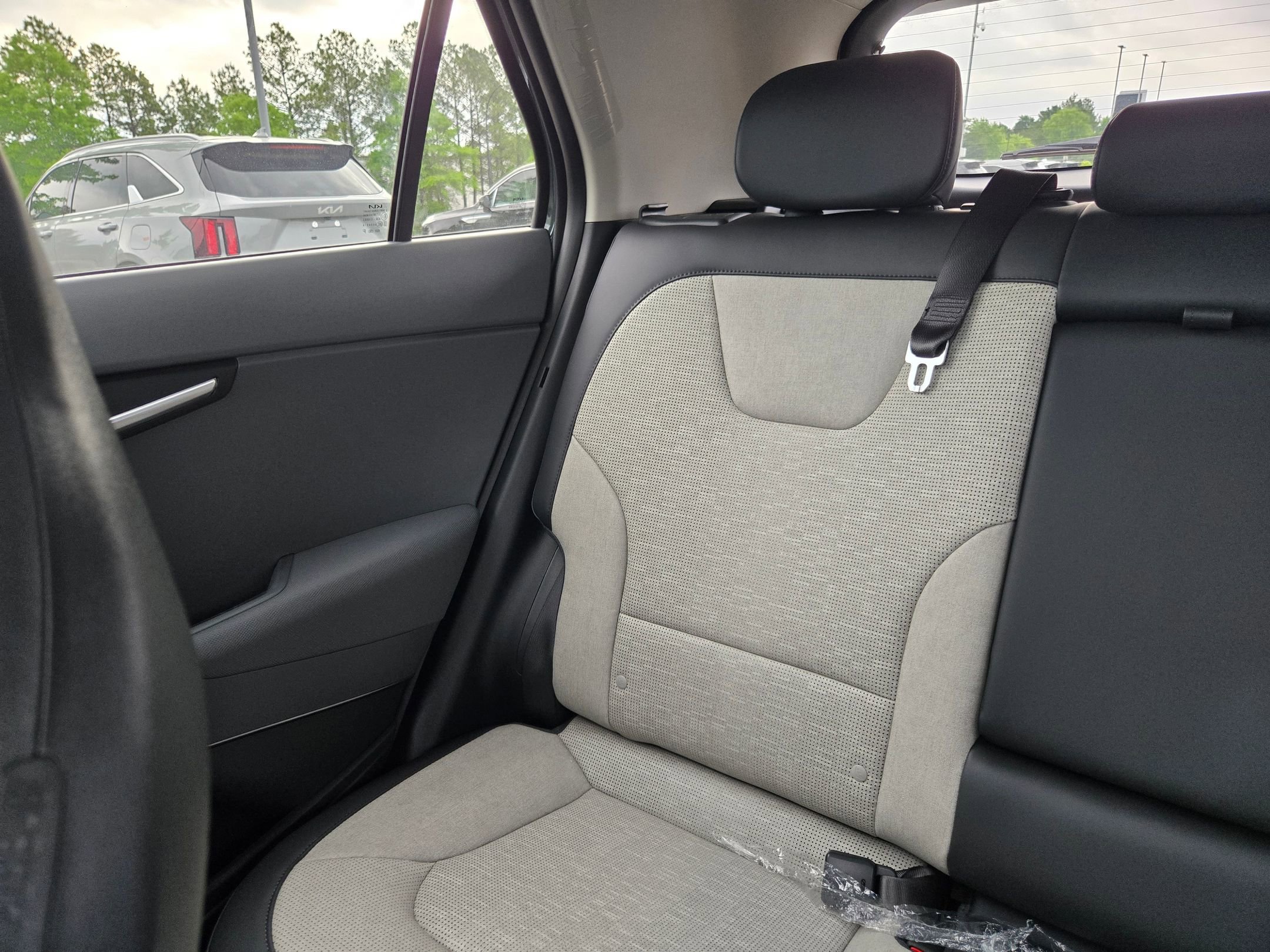 New 2026 Cityscape Green Kia SX Touring image 12