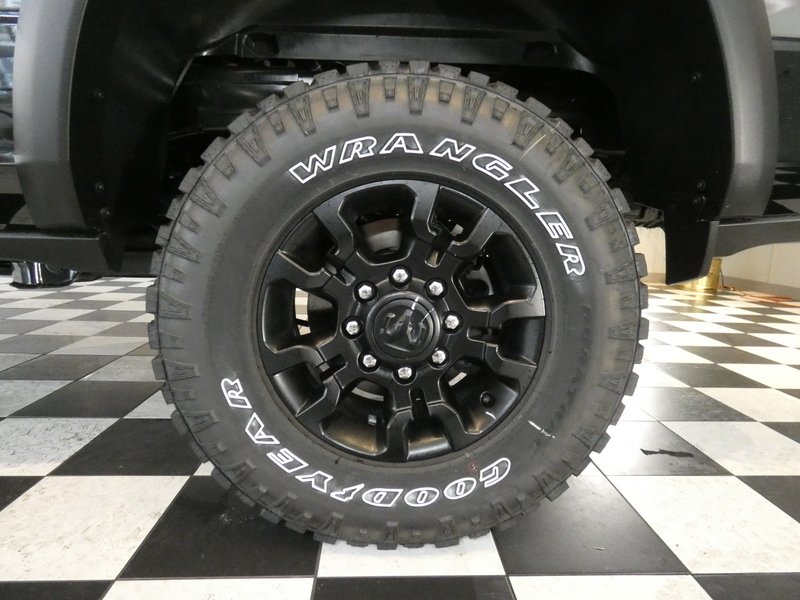 2025 RAM 2500 Power Wagon - Photo 8