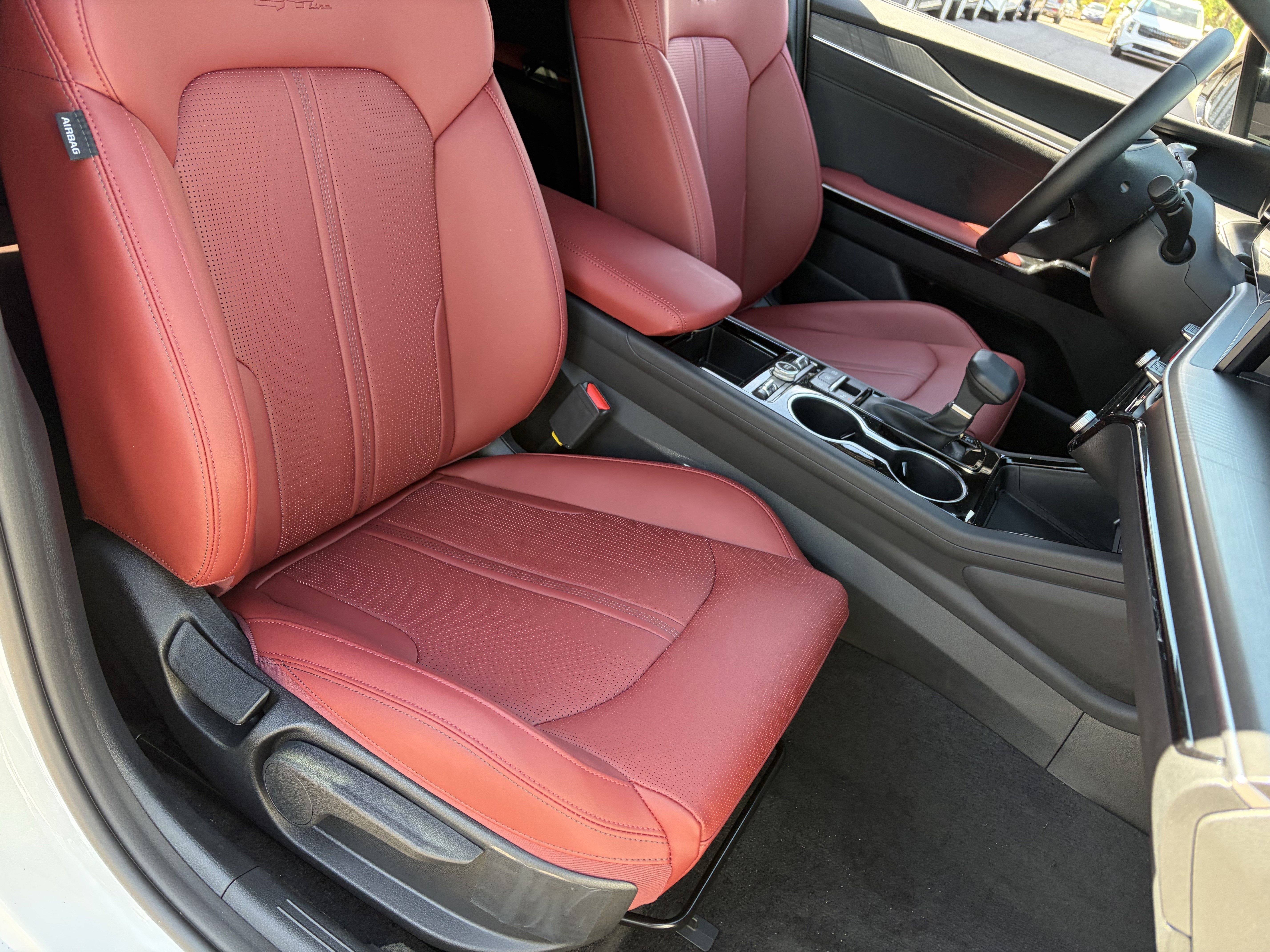 New 2026 Snow White Pearl Kia GT-Line FWD image 8