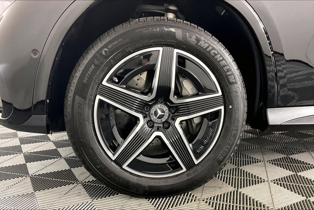 2026 Mercedes-Benz GLC Base - Photo 8