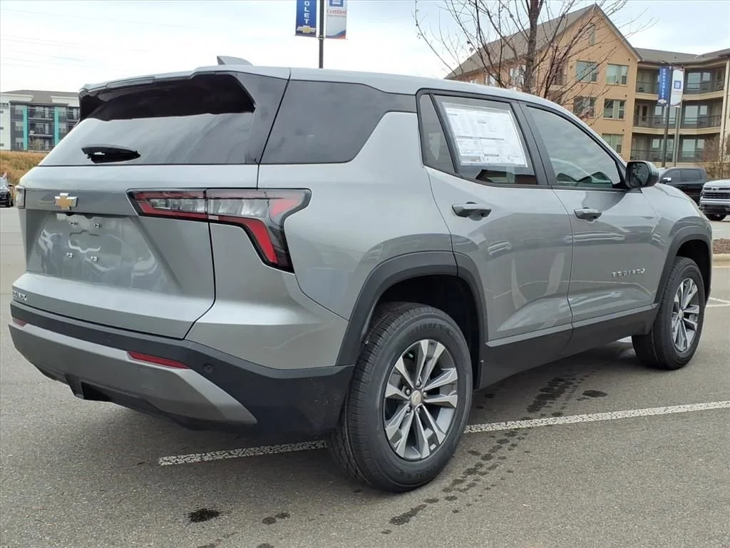 New 2026 Sterling Gray Metallic Chevrolet LT image 27