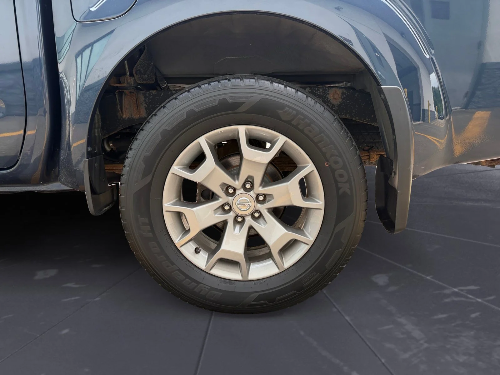 Used 2020 Arctic Blue Metallic Nissan SV image 41