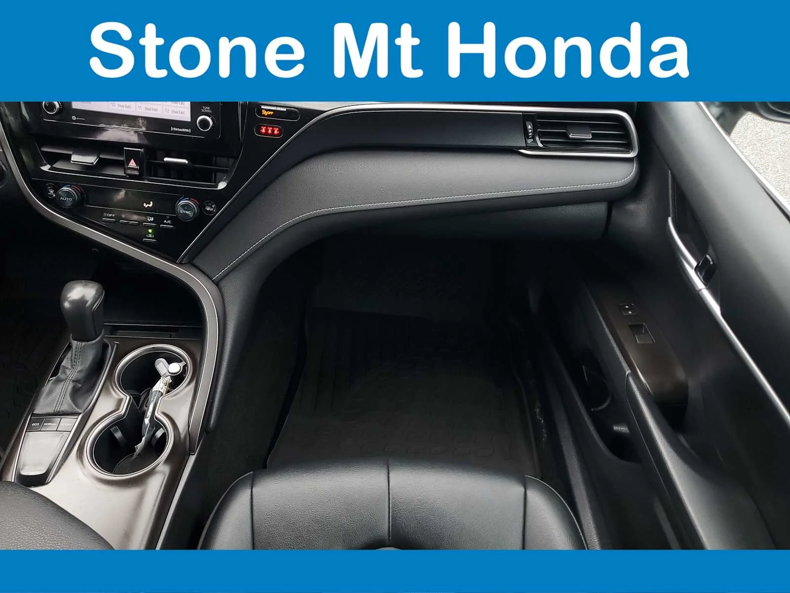 Used 2023 Midnight Black Metallic Toyota SE image 15