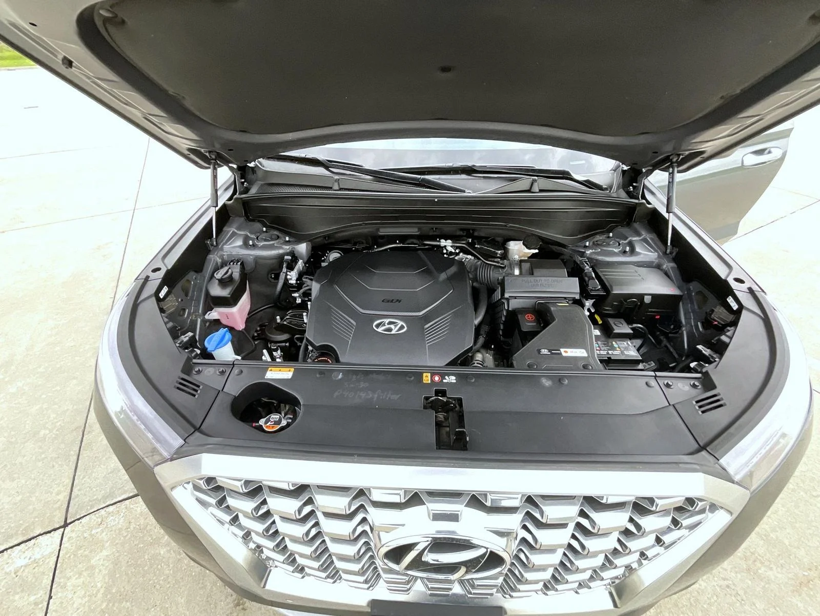 Used 2022 Green Hyundai Limited image 26
