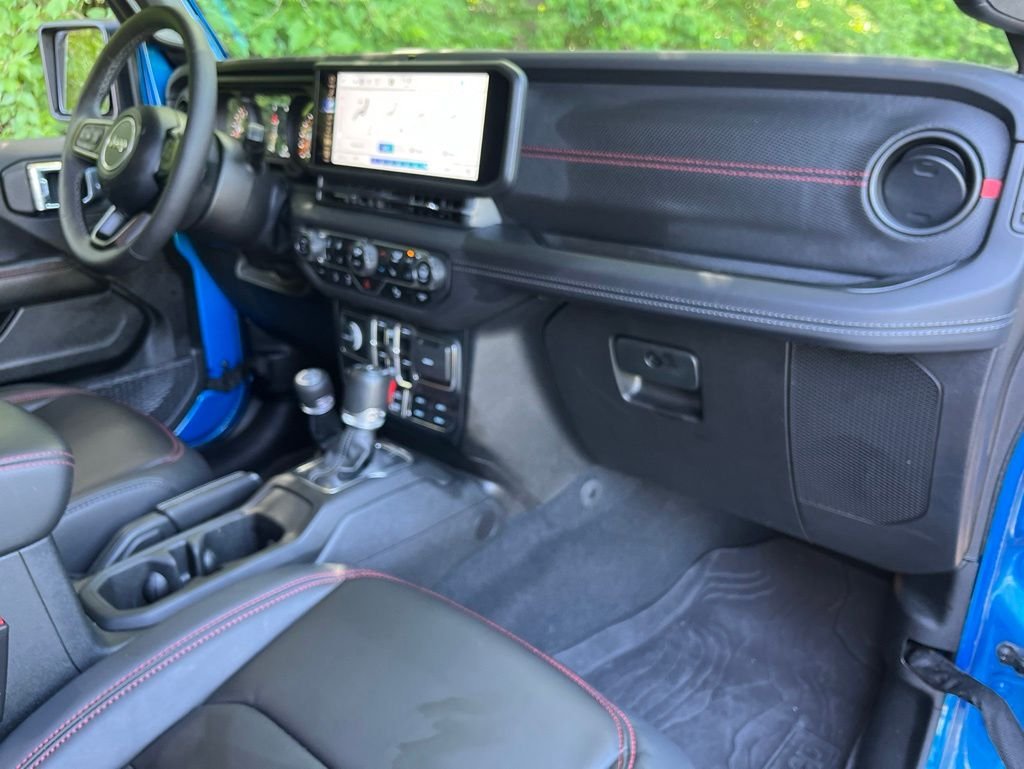 Used 2025 Blue Pearl Jeep Rubicon X image 2