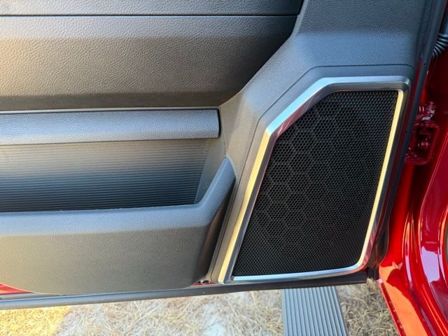 New 2026 Molten Red Pearl-Coat Exterior Paint RAM LARAMIE image 19