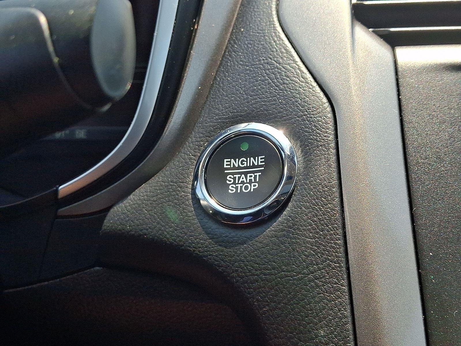 Used 2019 Ingot Silver Ford SE image 25