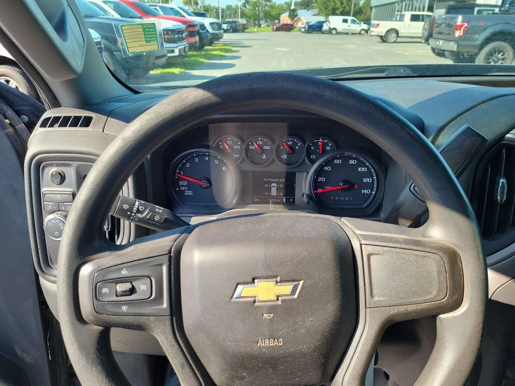 Used 2020 Northsky Blue Metallic Chevrolet WT image 27
