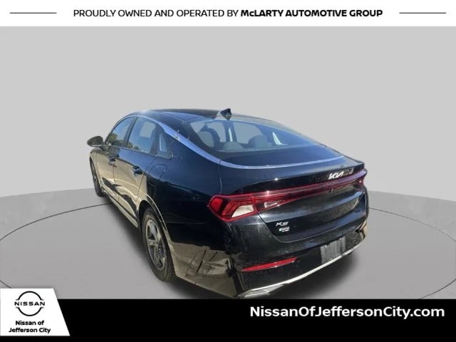 Used 2022 Black Kia LXS image 2