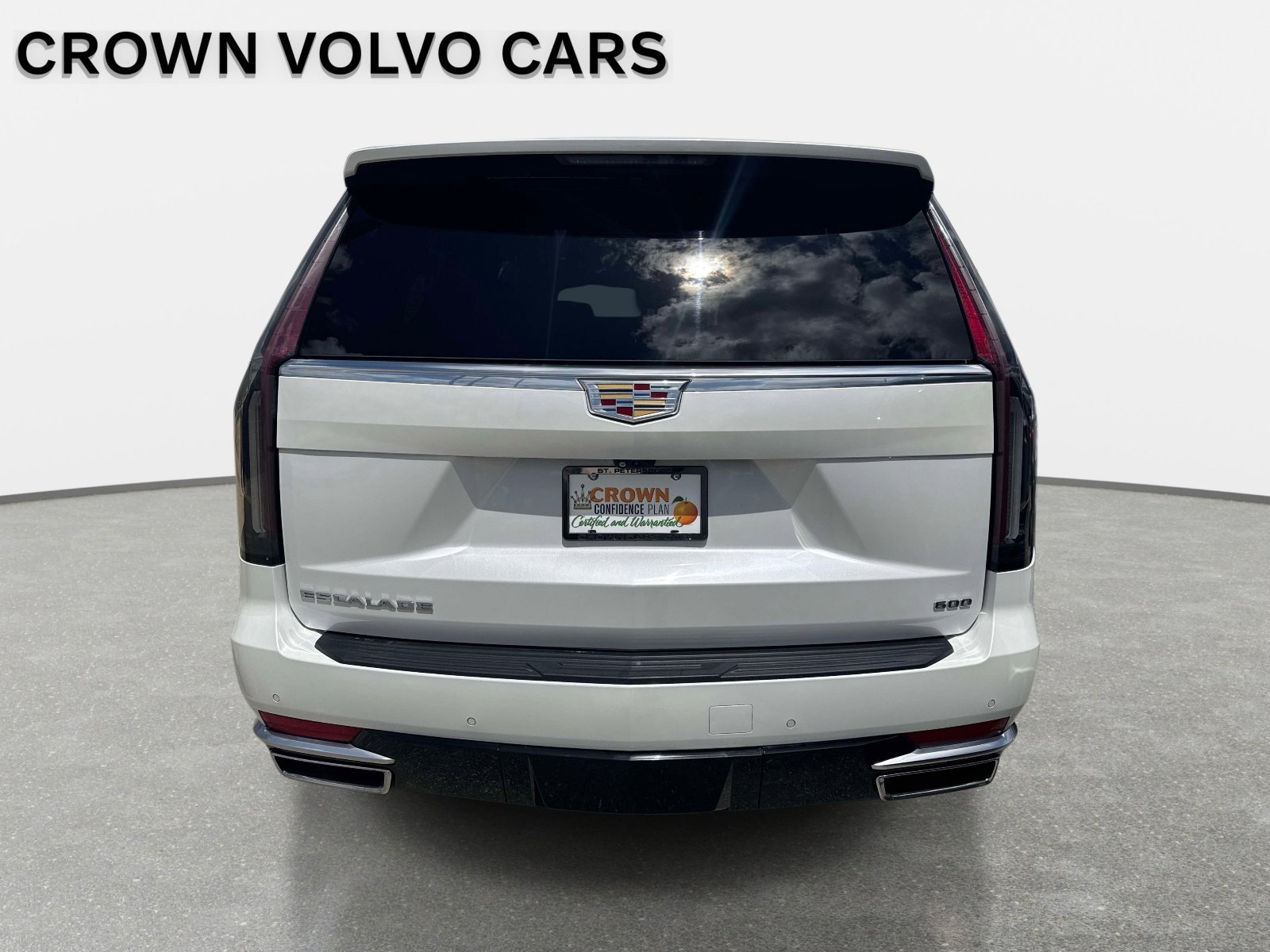 Used 2022 Crystal White Tricoat CADILLAC Premium Luxury image 6