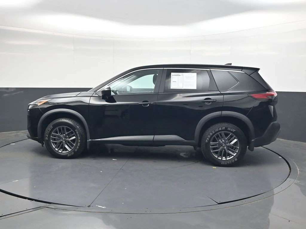 Used 2023 Black Nissan S image 10
