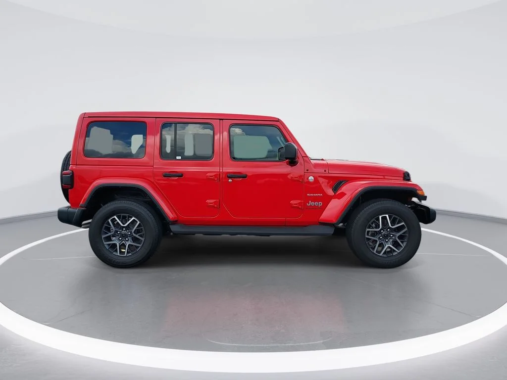 Used 2024 Red Jeep Sahara image 9
