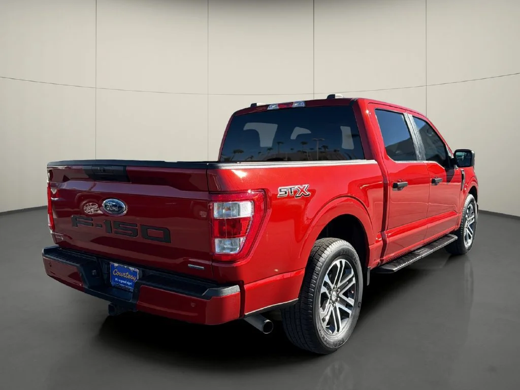 Used 2023 Red Ford XL image 7