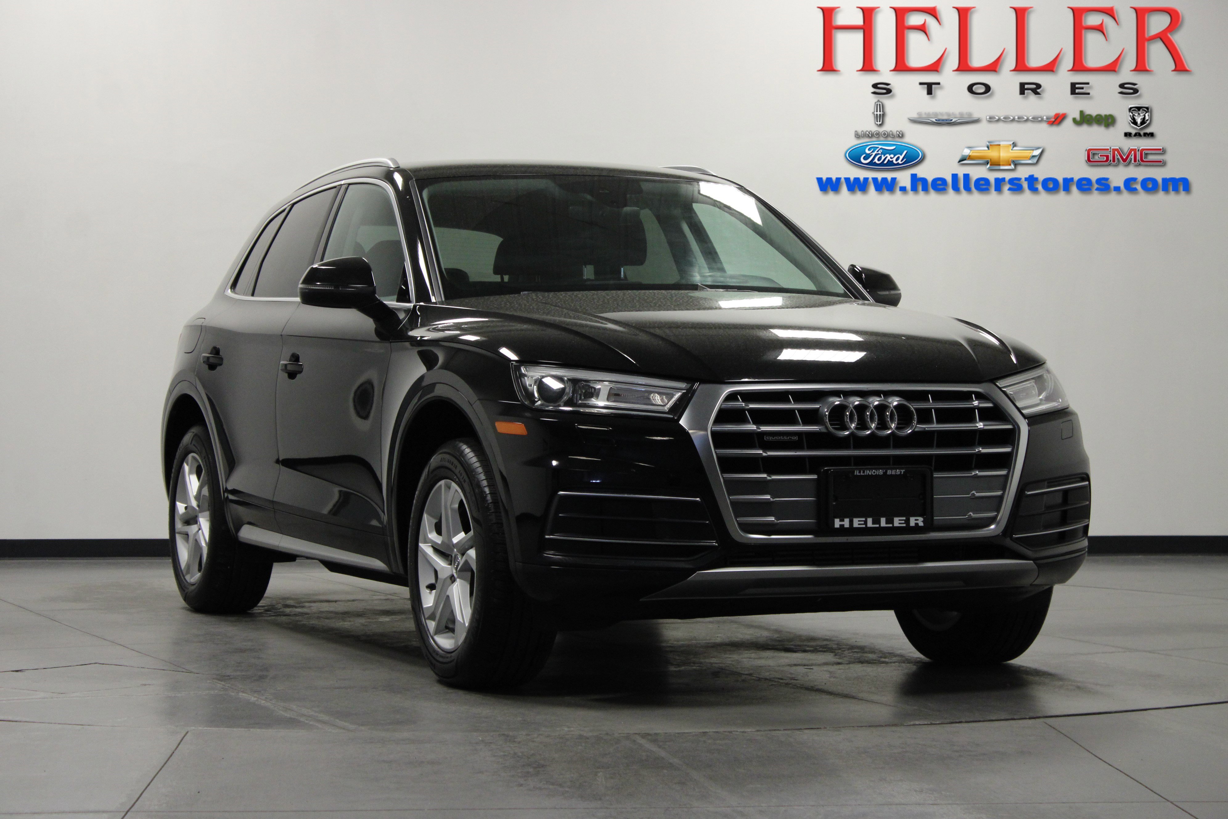 2019 Audi Q5 2.0T quattro S tronic Premium's photo