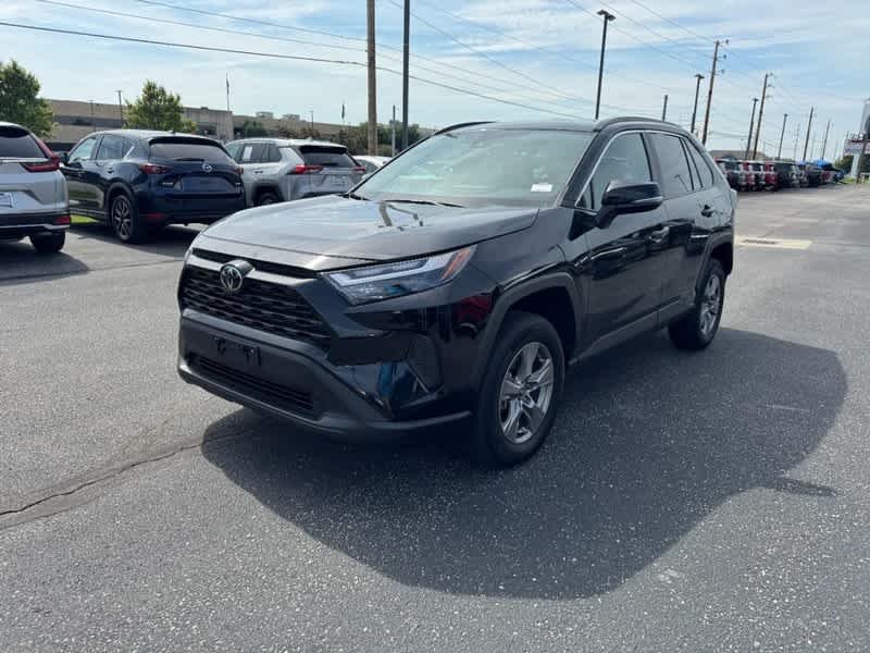 Used 2025 Midnight Black Metallic Toyota XLE image 8