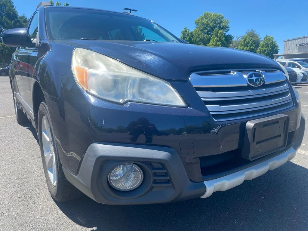2013 Subaru Outback 2.5i Limited CVT PZEV's photo