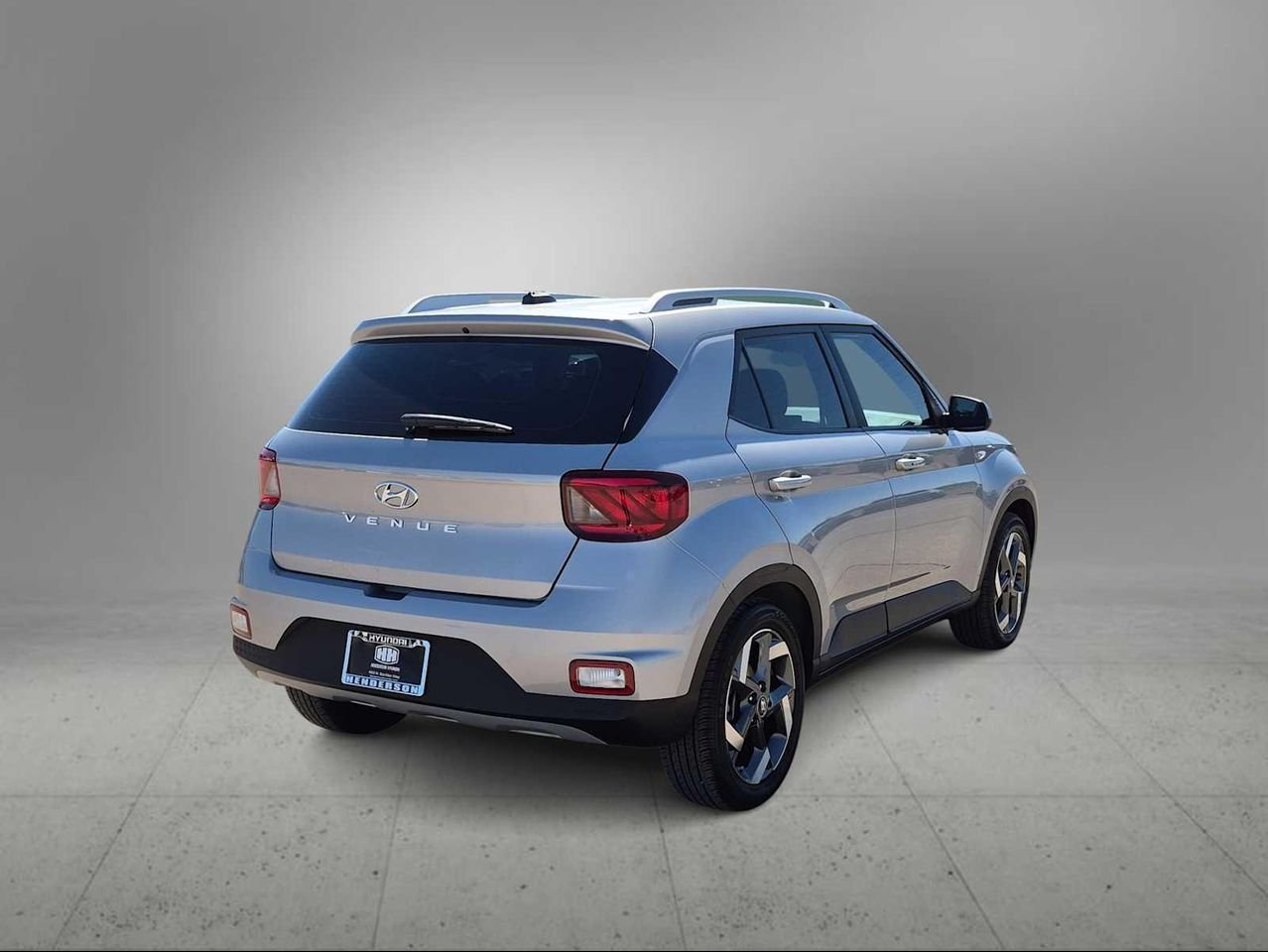 New 2026 Shimmering Silver Hyundai SEL image 8