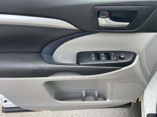 2017 Toyota Highlander XLE - Photo 22