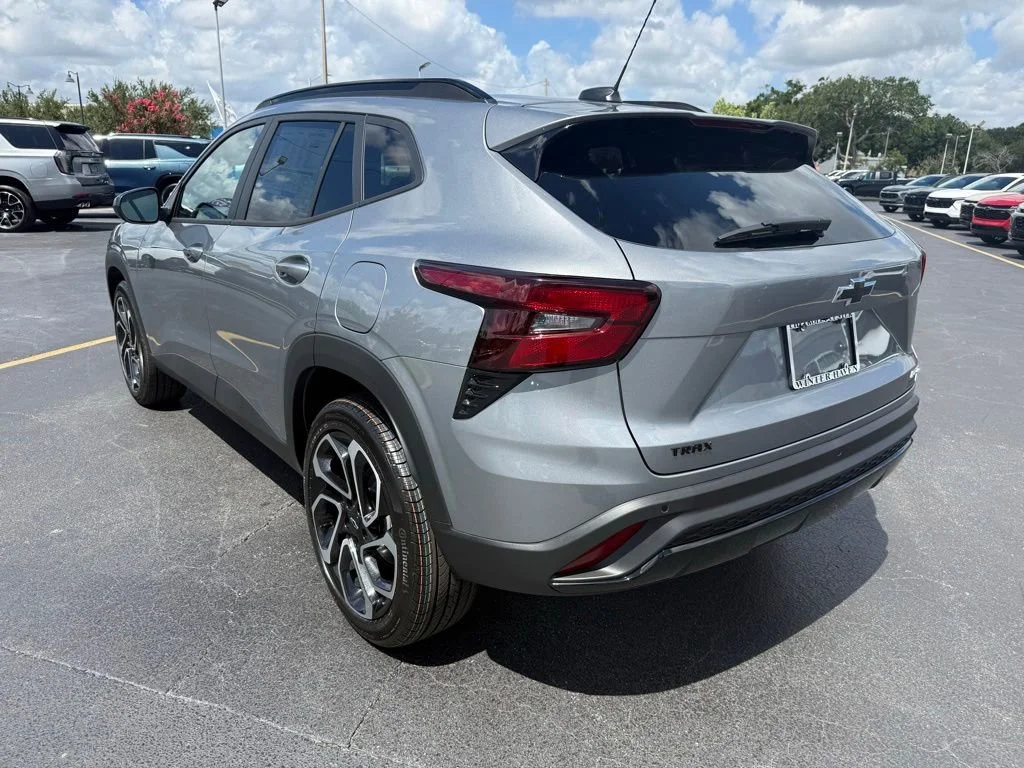 2026 Chevrolet Trax RS - Photo 6