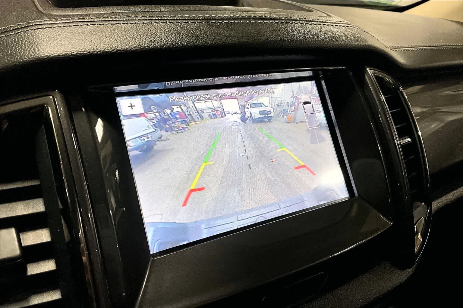 Used 2019 Magnetic Metallic Ford LARIAT image 27