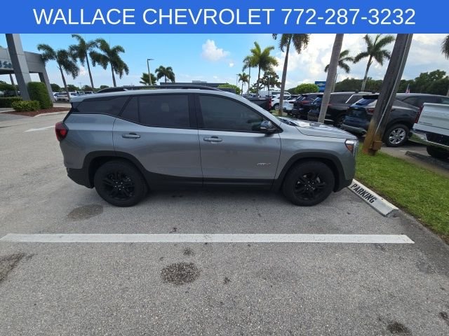 2023 GMC Terrain AT4 AWD's photo