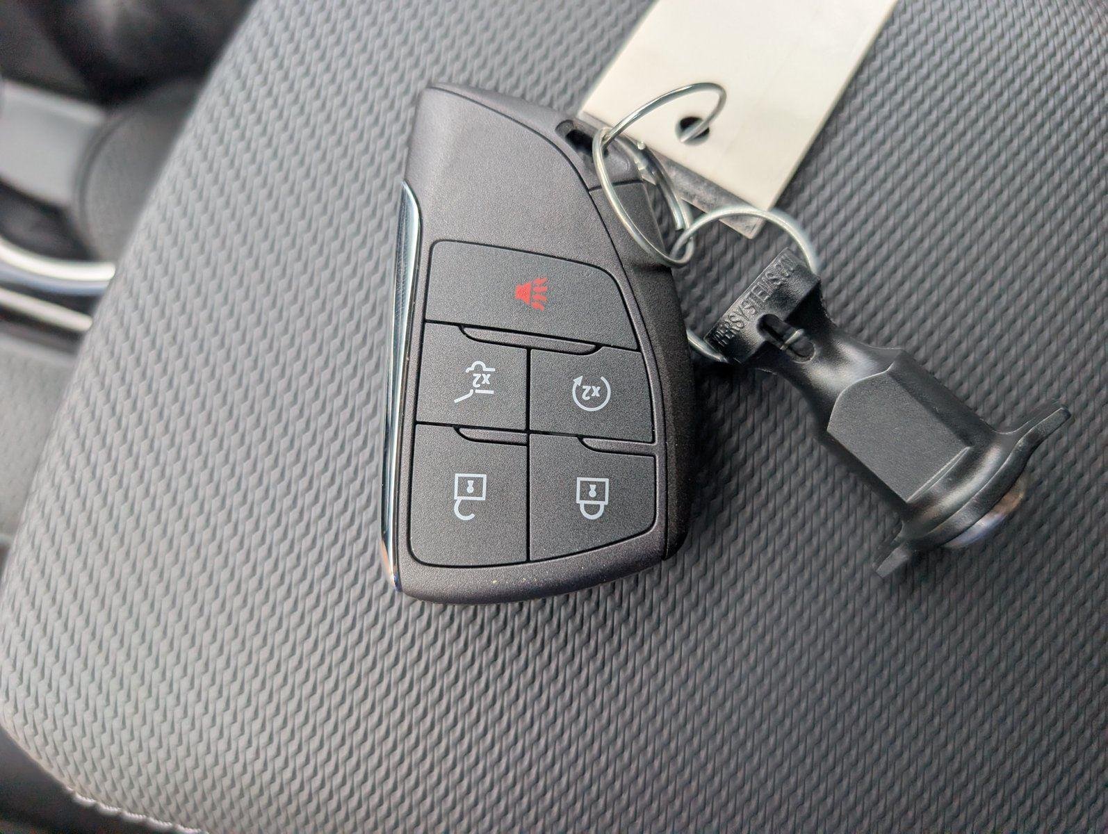 2027 Chevrolet Equinox LT - Photo 22
