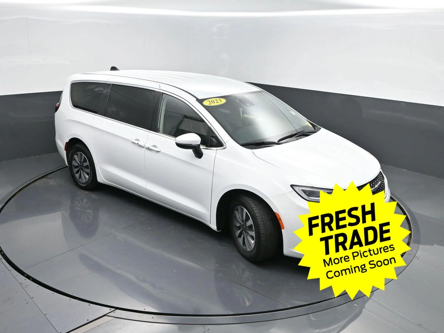 Used 2023 Bright White Clearcoat Chrysler Hybrid Touring L image 35