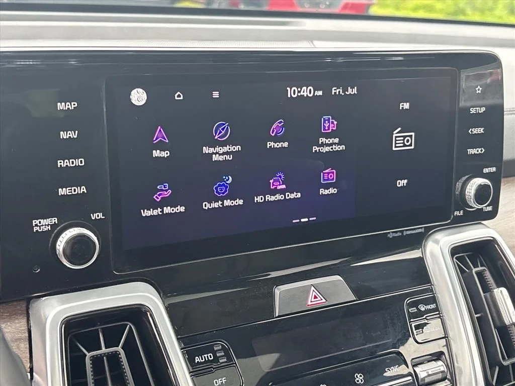 Used 2022 Black Kia X-Line EX image 37