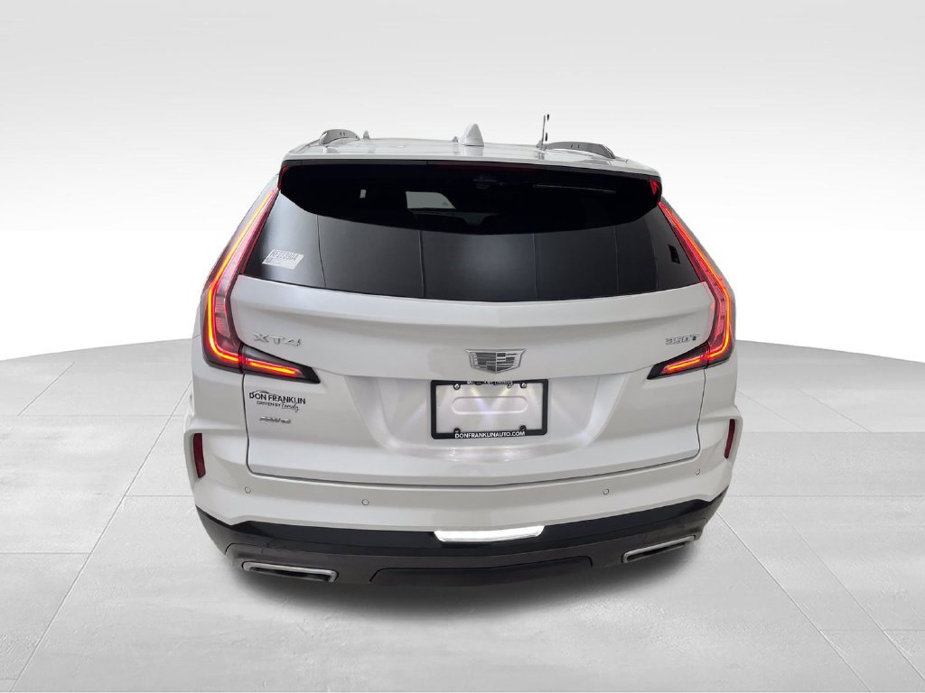 Used 2024 White Cadillac Sport image 5