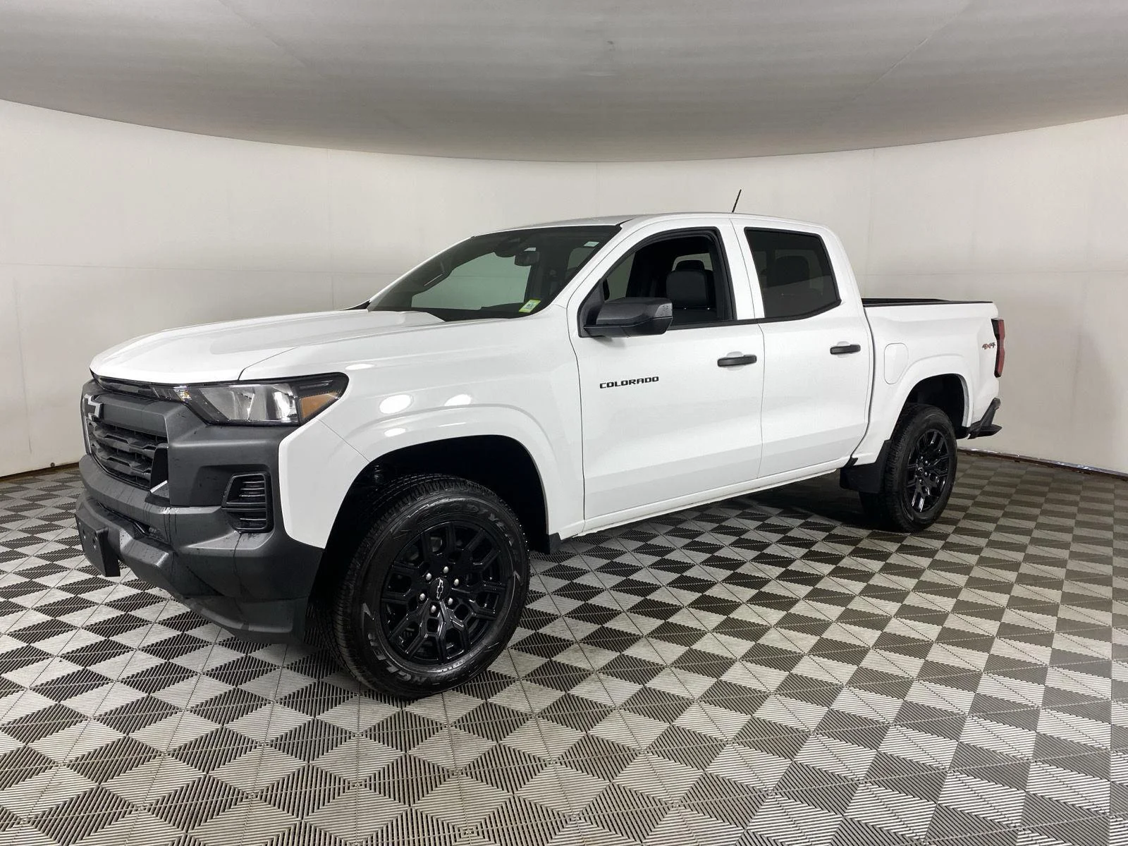 Used 2026 Summit White Chevrolet WT image 3