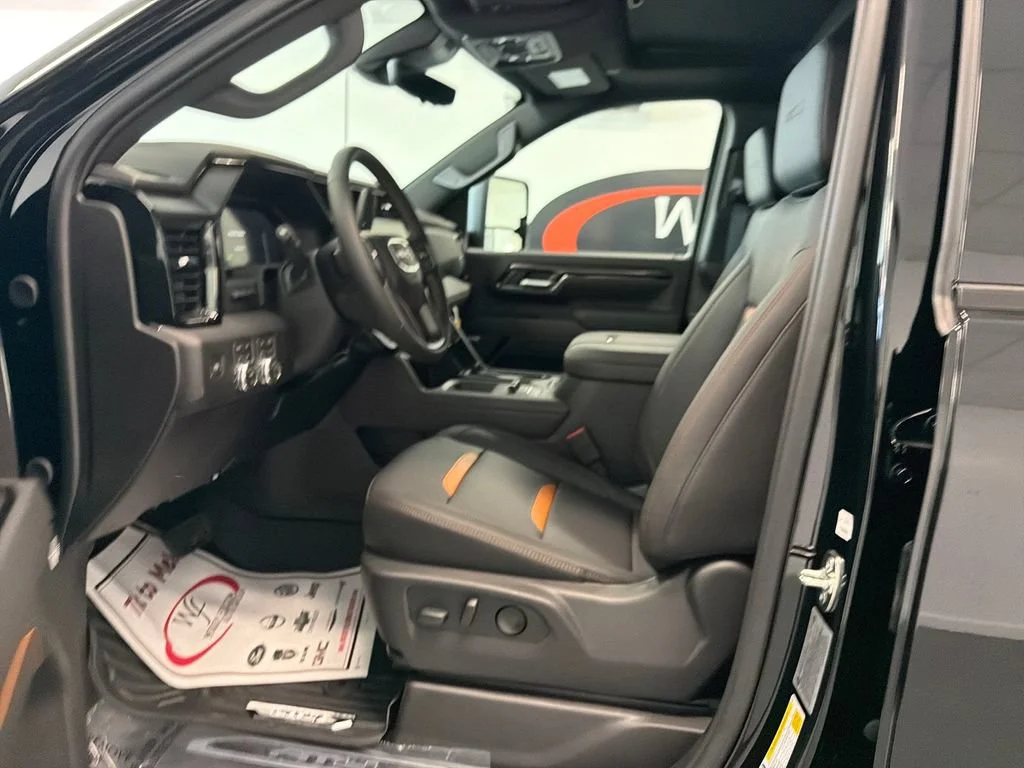 New 2026 Onyx Black GMC AT4 image 9