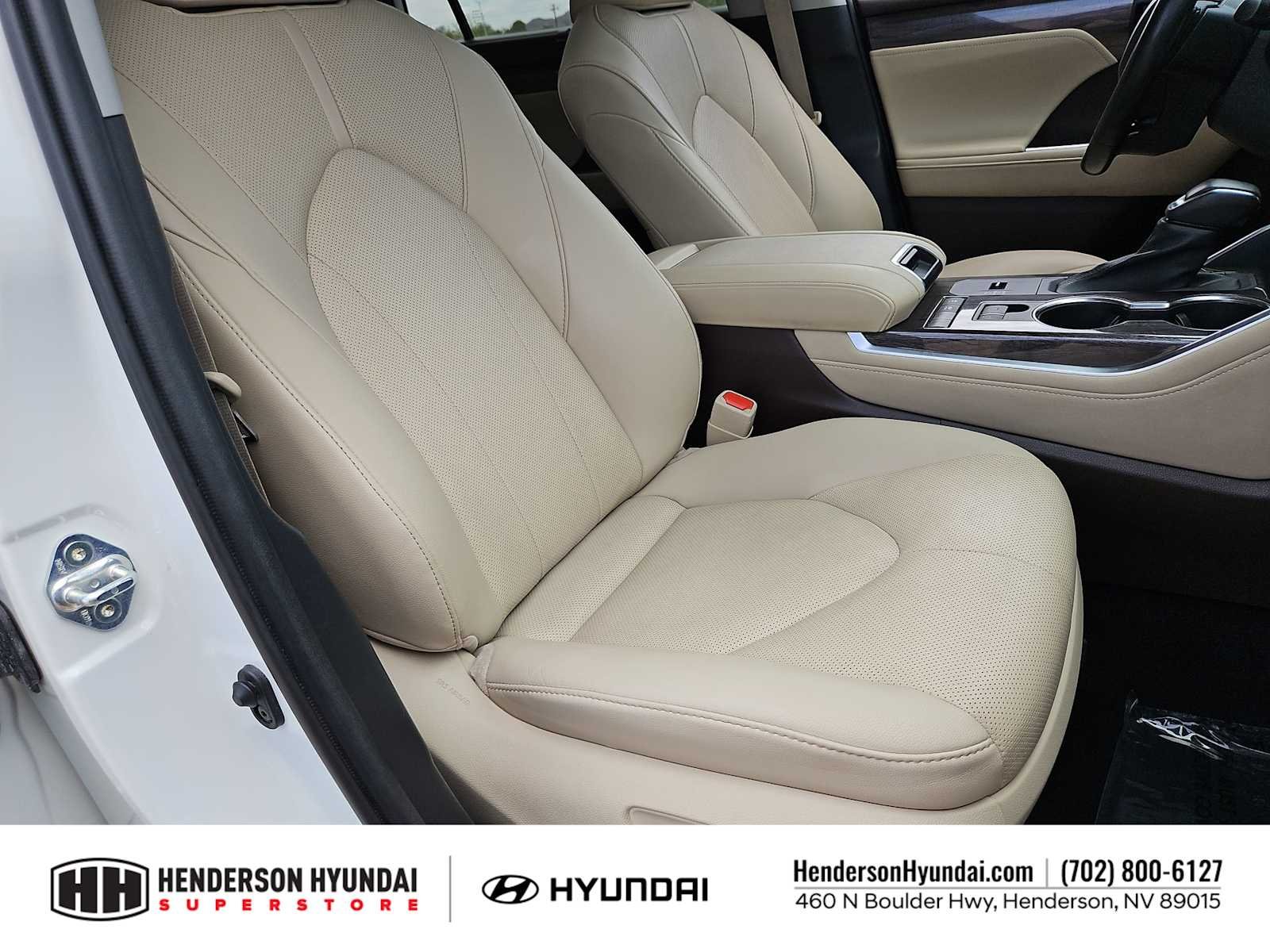 Used 2021 Blizzard Pearl Toyota Hybrid Limited image 22