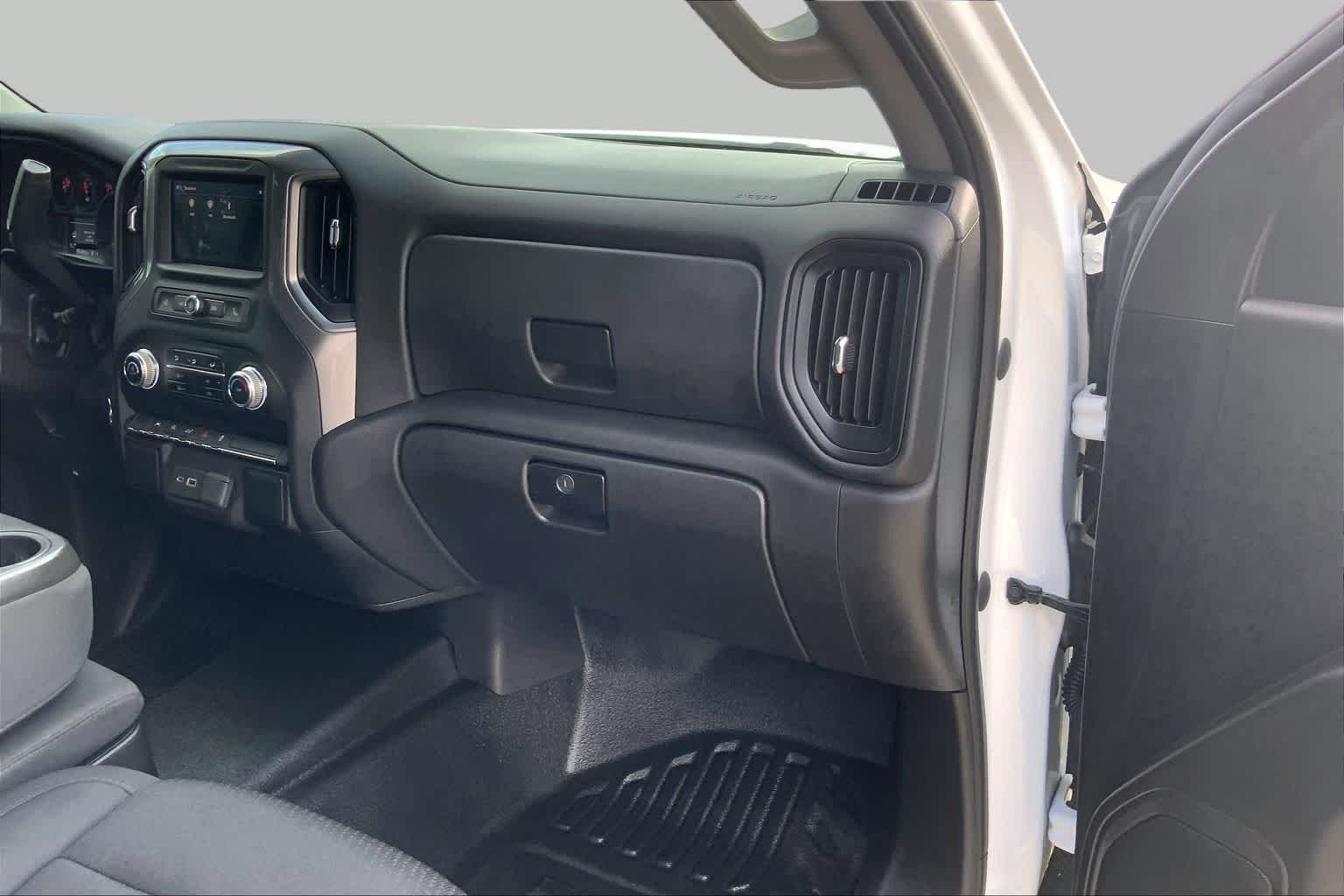 Used 2023 Summit White GMC Pro image 18